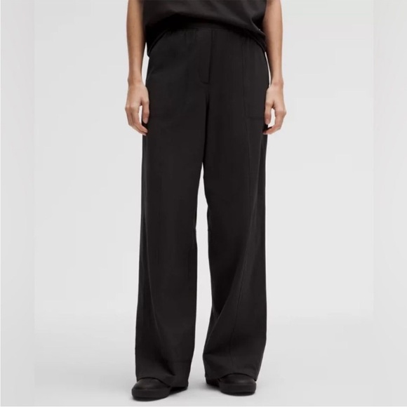 Lululemon Stretch Wide Leg Pant NWT Size S (Woven) SOLD OUT - Picture 5 of 9